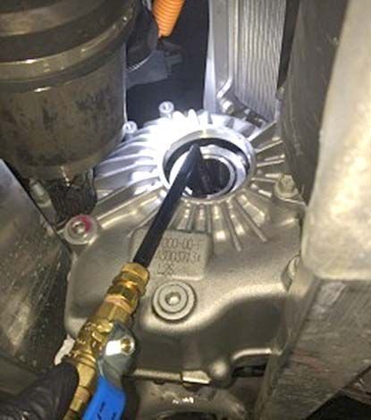 Reducer Gear Oil Service